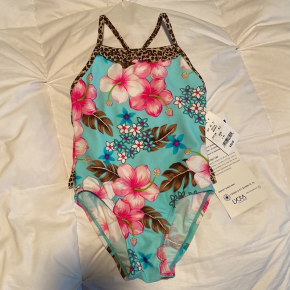 NWT.. Little Girls Swimsuit Size 4 - Picture 2 of 5